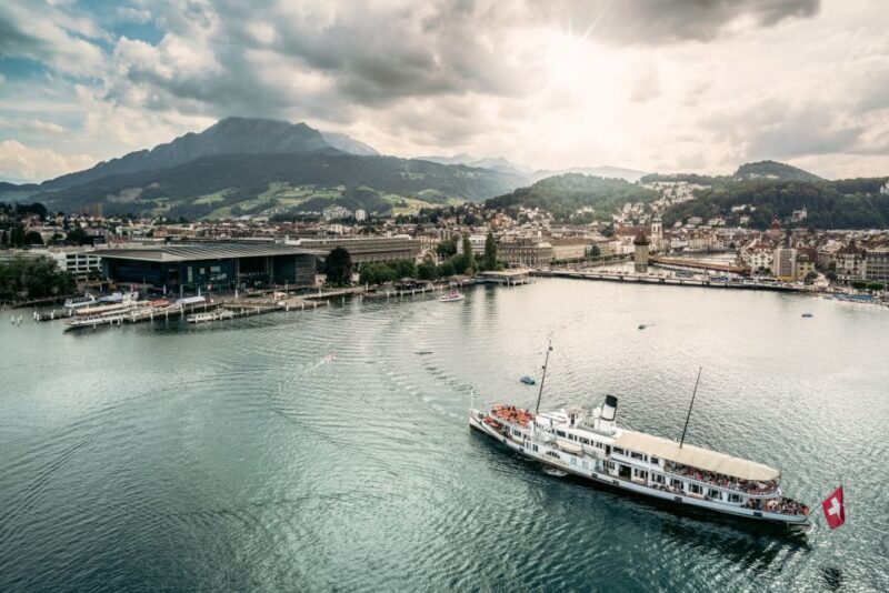 From Zurich: Day Trip to Lucerne With Optional Cruise - Hiking to Chateau Gutsch