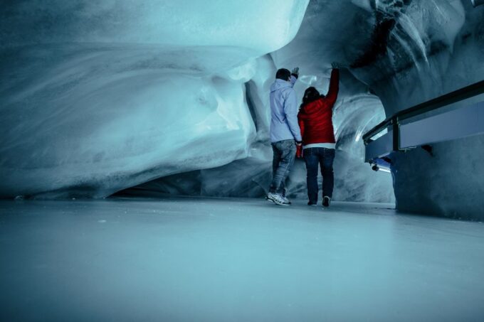 From Zurich: Engelberg, Titlis, and Lucerne Day Tour - Titlis Cliff Walk Experience