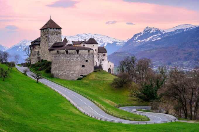 From Zurich: Private 4 Countries in 1 Full-Day Tour - Frequently Asked Questions