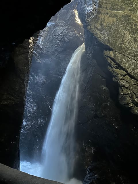 From Zurich Private Day Tour to Lauterbrunen by Car - Optional Stop in Thun