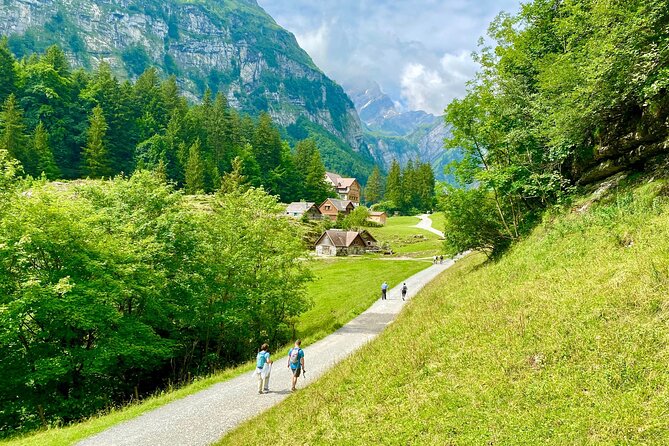 From Zurich: the Most Beautiful Insider Spots in Switzerland (Private 1-Day Tour) - Picnic Lunch at Scenic Location