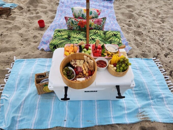 Ft Lauderdale: Private Beach Day Cabana With Amenities - Wheelchair Accessibility and Beach Access
