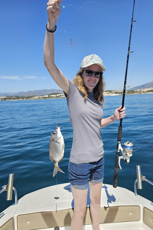 Fuengirola: 4-Hours Amazing Fishing Trip - Amenities and Inclusions