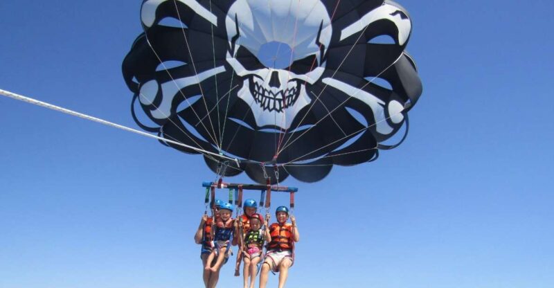 Fuengirola: Deluxe Parasailing Flight From Fuengirola Port - Reach Dizzying Heights