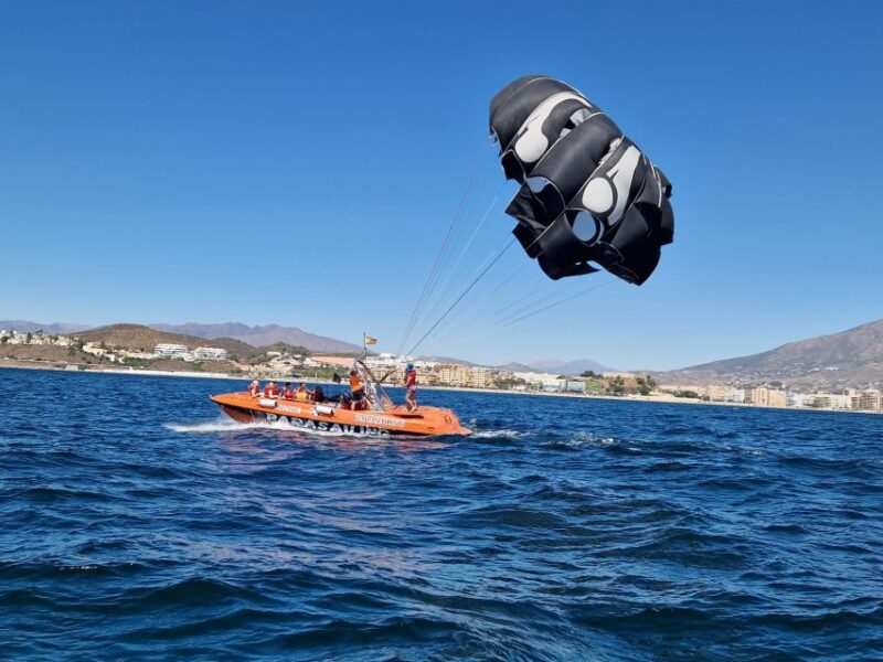 Fuengirola: Deluxe Parasailing Flight From Fuengirola Port - Restrictions and Requirements