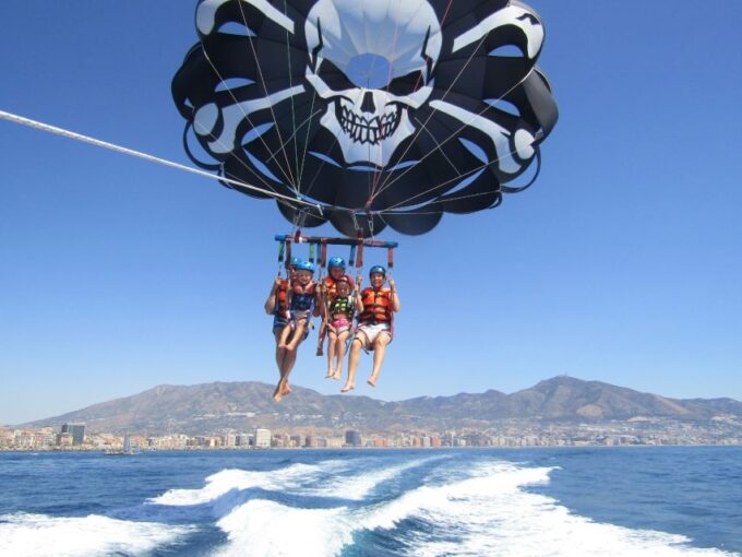Fuengirola: Deluxe Parasailing Flight From Fuengirola Port - Explore the Costa Del Sol