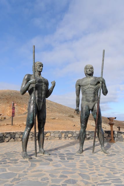 Fuerteventura: Best Spot Island Tour - Transportation and Group Options