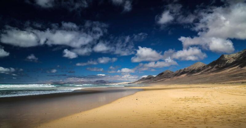 Fuerteventura: Cofete Beach and Villa Winter VIP Tour - Transportation and Group Size
