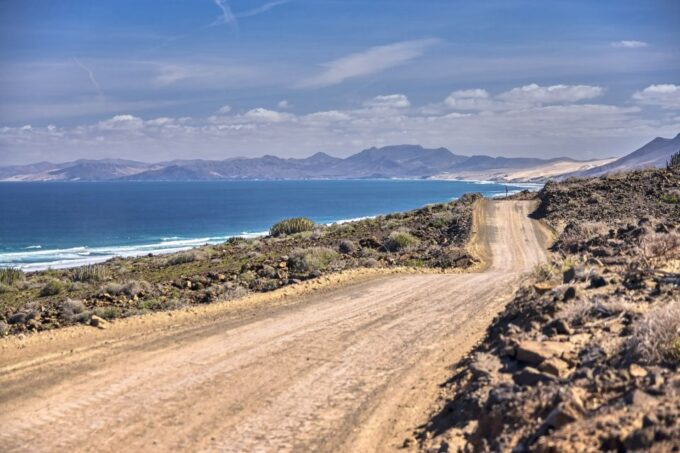 Fuerteventura: Cofete Beach and Villa Winter VIP Tour - Knowledgeable and Engaging Tour Guide