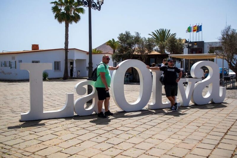 Fuerteventura: Corralejo Dunes, La Oliva Church: Cruise! - Key Points