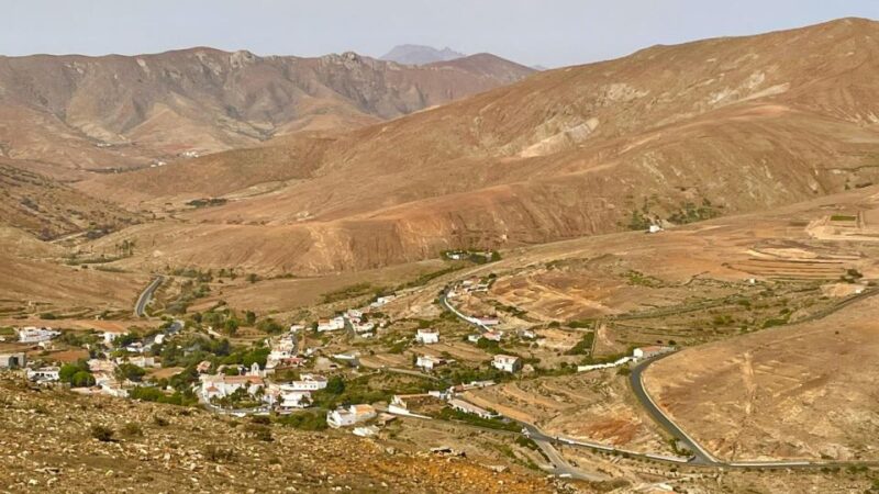 Fuerteventura: Island Highlights Guided Sightseeing Tour - Corralejo Natural Park