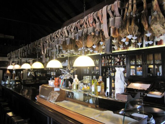 Fuerteventura: Island Tour by Minibus - Traditional Goat Cheese