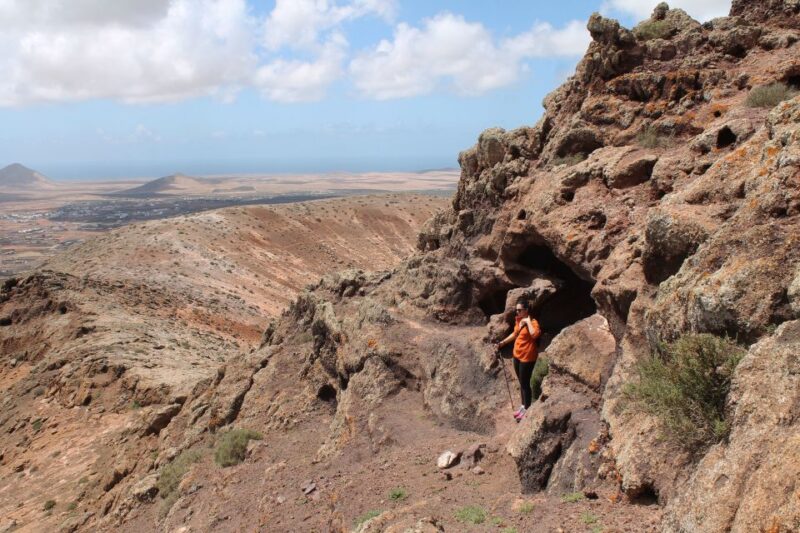 Fuerteventura: Montaña Escanfraga Volcano Summit Hike - Hiking Experience