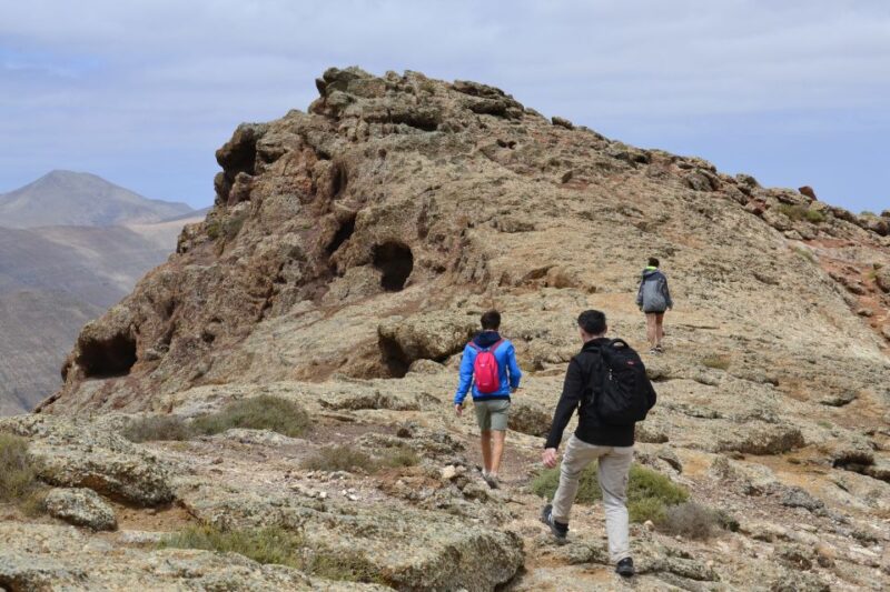 Fuerteventura: Montaña Escanfraga Volcano Summit Hike - Pickup and Accessibility