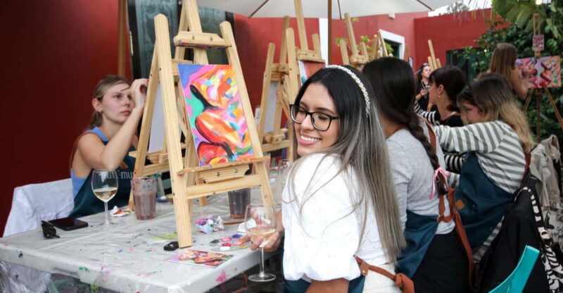 Fuerteventura: Paint & Wine Events - Social Responsibility