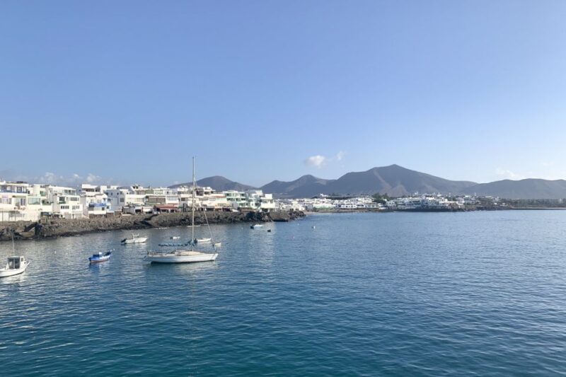 Fuerteventura: Round-Trip or 1-Way Ferry Ticket to Lanzarote - Departure Times and Locations