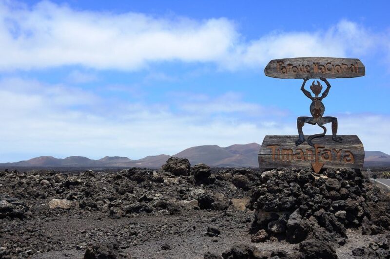 Fuerteventura to Lanzarote Ferry Crossing With Bus Service - Water Sports and Bike Rentals