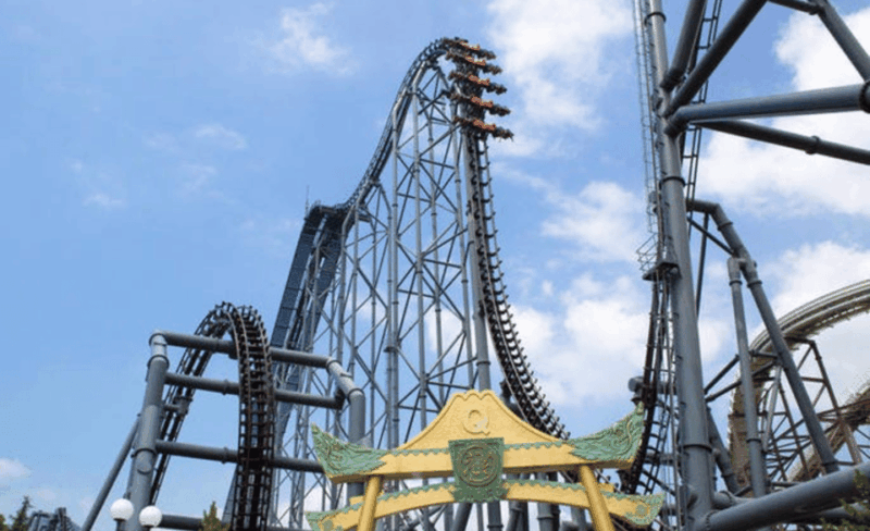 Fuji-Q Highland Amusement Park:Private Day Tour by Alphard - Attack on Titan Flight Simulation