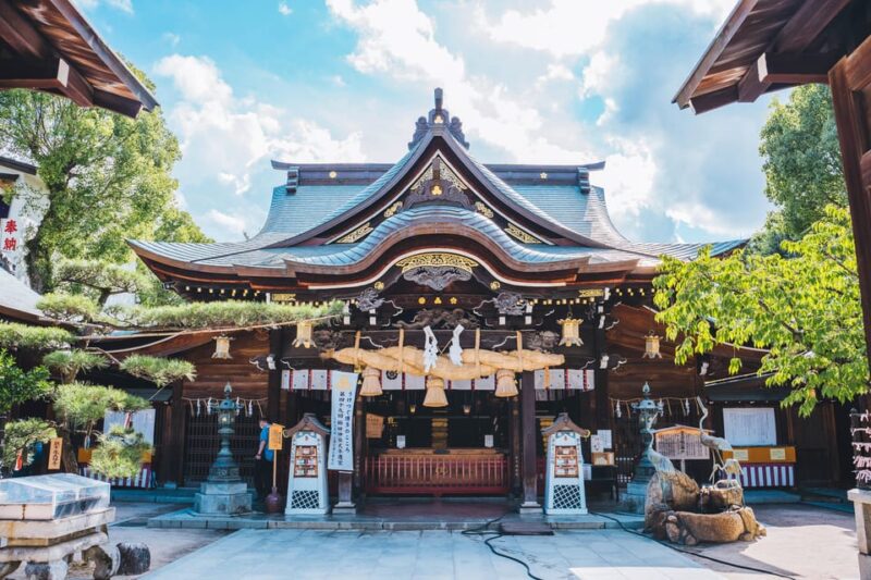 Fukuoka Essentials: History, Culture, & Charms - Experiencing the Hakata Gion Yamakasa Festival