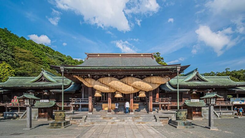 Fukuoka: Miyajidake Shrine & Kashii Shrine Private Tour - Miyajidake Shrine Exploration