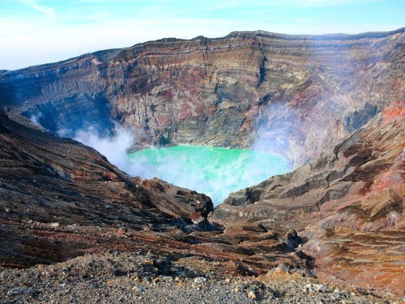 Fukuoka: Mount Aso Volcano, Kumamoto Castle, Grasslands Tour - Key Points