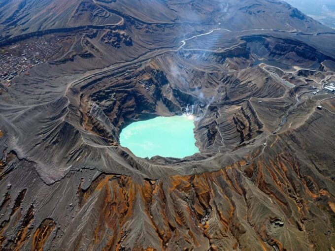Fukuoka: Mt. Aso Volcano & Kurokawa Onsen Scenic Day Tour - Kurokawa Onsen Experience