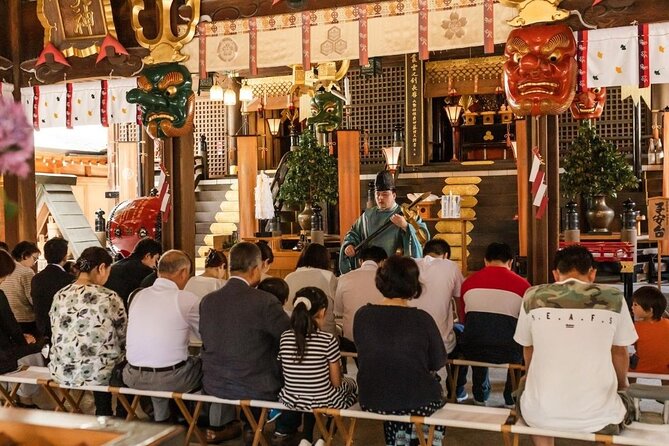 Fukuoka: Private Must See Experience With A Host - Walking Tour Options
