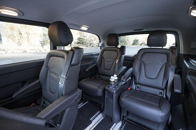Full 7 Hours-Day Private Oslo Stroll and Roll by Norway Exclusive Limousines - Flexible Pickup and Duration