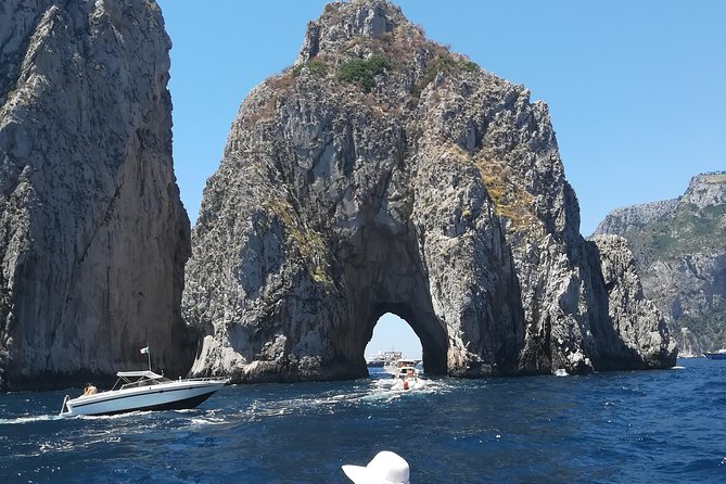 Full Capri - Enjoying Capris Refreshing Amenities