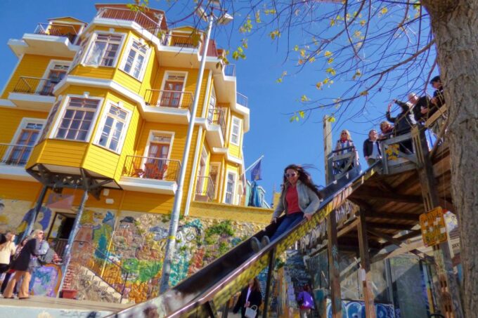 Full Colors: Valparaíso and Viña Del Mar - Frequently Asked Questions