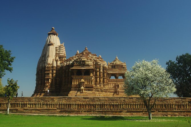 Full Day 8-hours Heritage Tour to Khajuraho Temples - Exploring Ancient Structures