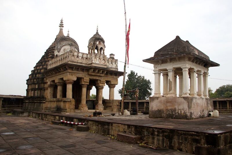 Full Day 8-hours Heritage Tour to Khajuraho Temples - Key Points