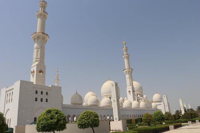 Full Day Abudhabi City Tour With Ferrari World Theme Park Ticket - Modern Attractions Experience