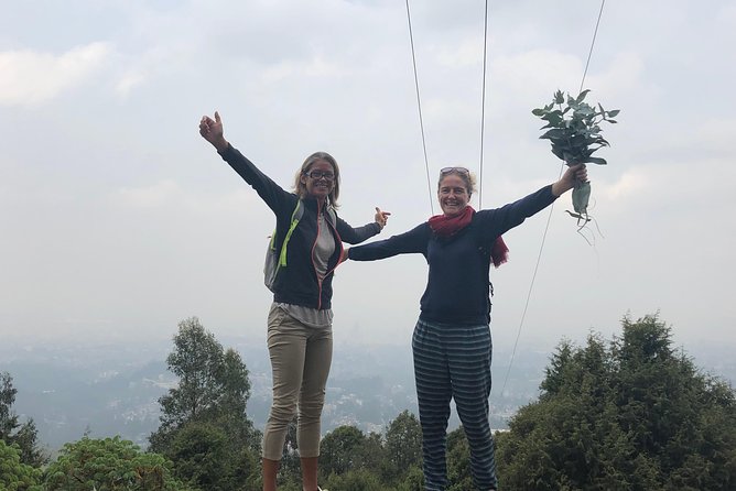 Full Day Addis Abeba City Tour - Tour Vehicle Amenities