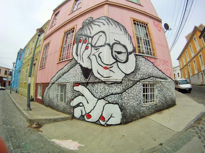 Full-Day Adventure Valparaíso & Viña Del Mar From Santiago - Sights and Attractions