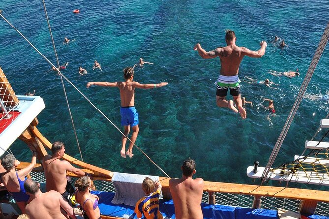 Full Day All Inclusive Boat Ride and Foam Party - Customer Ratings and Feedback