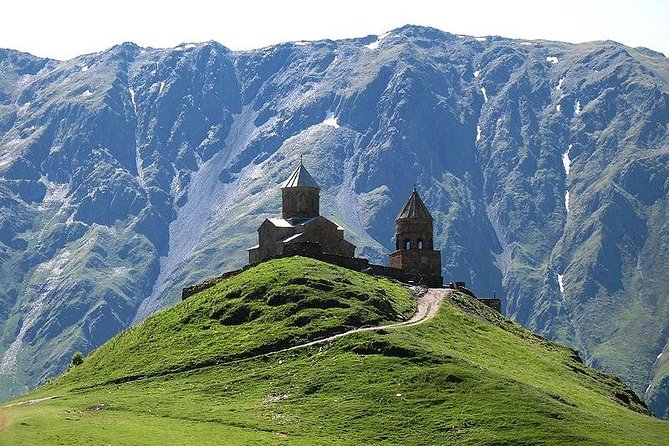 Full Day Ananuri-Gudauri-Kazbegi Private Tour - Exploring Ananuri Fortress