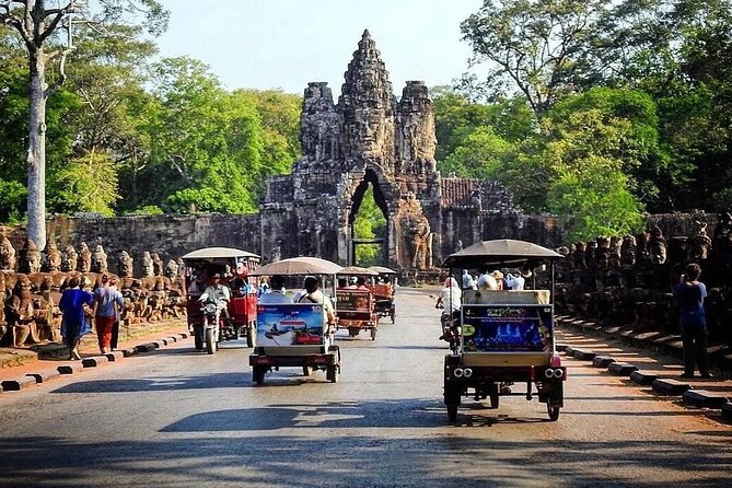 Full Day Angkor Complex by Tuk Tuk - (Optional Sunrise) - Exploring the Angkor Complex