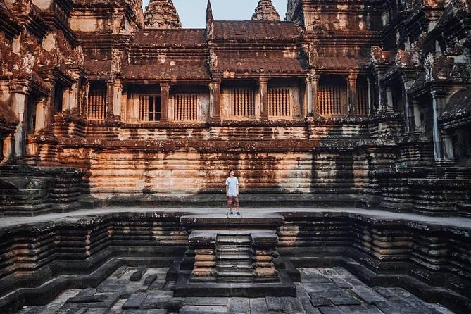 Full Day Angkor Complex by Tuk Tuk - (Optional Sunrise) - Capturing the Angkor Sunrise