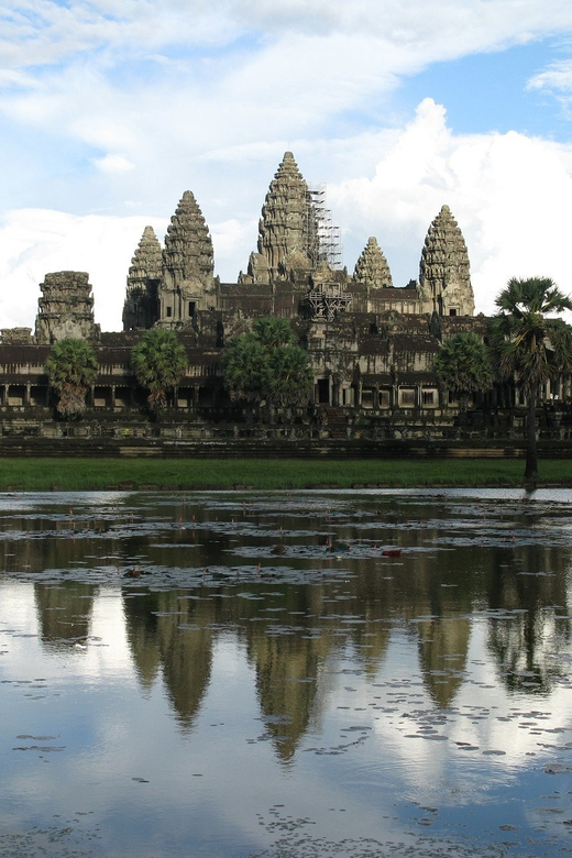 Full-Day Angkor Wat Join-In Group Guided Tour - Good To Know