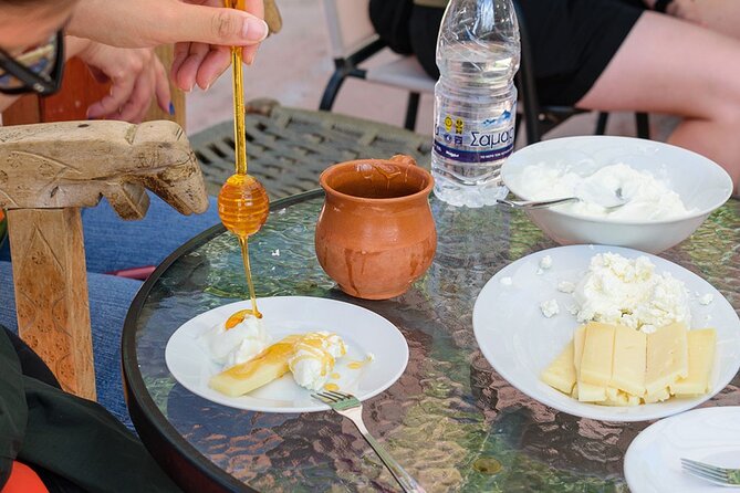 Full-Day Apokoronas Culture, Cuisine and Wine Tour From Chania - Traditional Cretan Cuisine