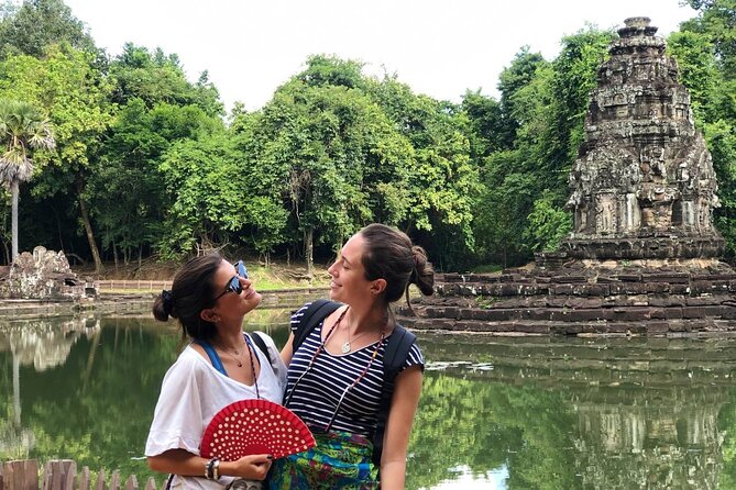 Full-Day Banteay Srei & 4 Temples Join-in Tour - Getting to the Temples