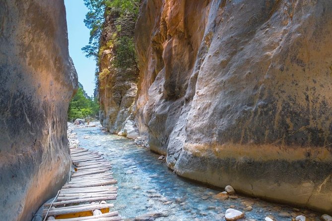 Full-Day Beginners Hiking Route Tour to Samaria Gorge - Booking and Cancellation Policy