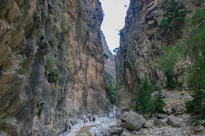 Full-Day Beginners Hiking Route Tour to Samaria Gorge - Tour Dates and Duration