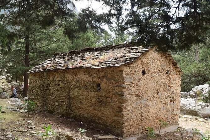 Full-Day Beginners Hiking Route Tour to Samaria Gorge - Questions About Staying Here
