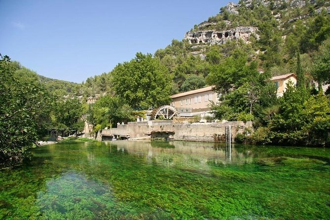 Full Day Best of Provence Tour From Avignon - Fontaine De Vaucluse