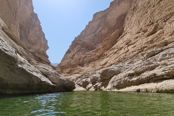 Full-Day Bimmah Sinkhole and Wadi Al Arbeieen Tour - Highlights of the Tour