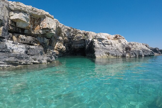 Full-Day Boat Tour of the Medulin Archipelago From Medulin - Relaxing on Levan Island
