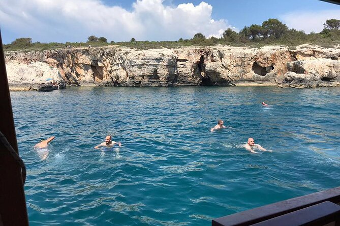 Full-Day Boat Tour of the Medulin Archipelago From Medulin - Lunch and Drinks Included