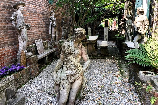 Full-Day Boat Tour of Venice Islands From St Mark'S Square - Boat Transportation to the Islands